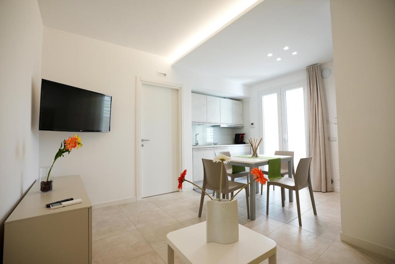 Keys Of Sicily - Marina Di Modica Apartment Luaran gambar