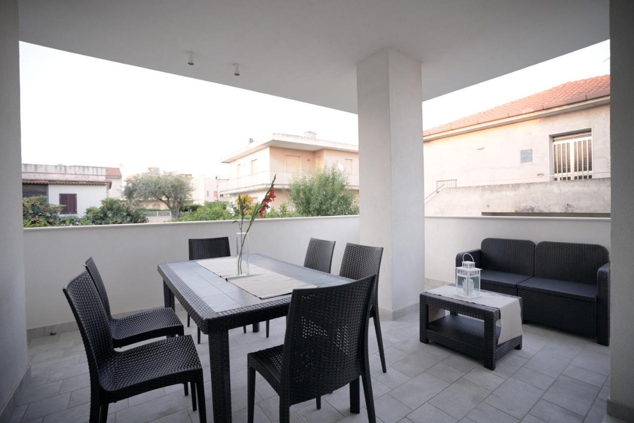 Keys Of Sicily - Marina Di Modica Apartment Luaran gambar