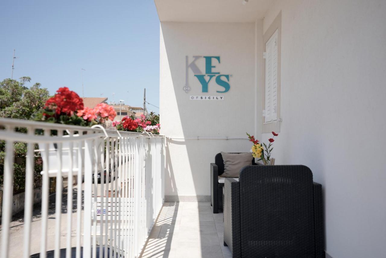Keys Of Sicily - Marina Di Modica Apartment Luaran gambar