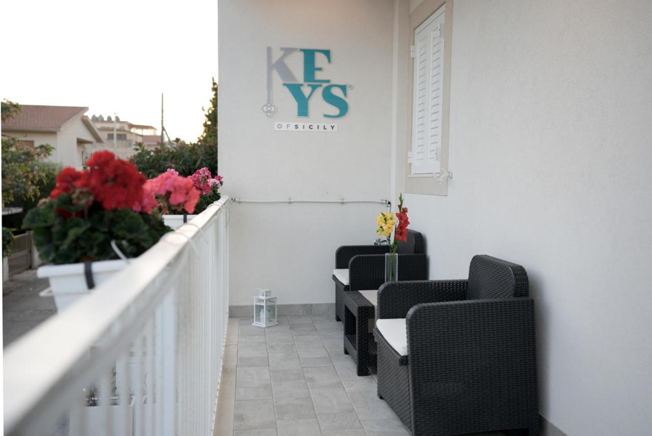 Keys Of Sicily - Marina Di Modica Apartment Luaran gambar