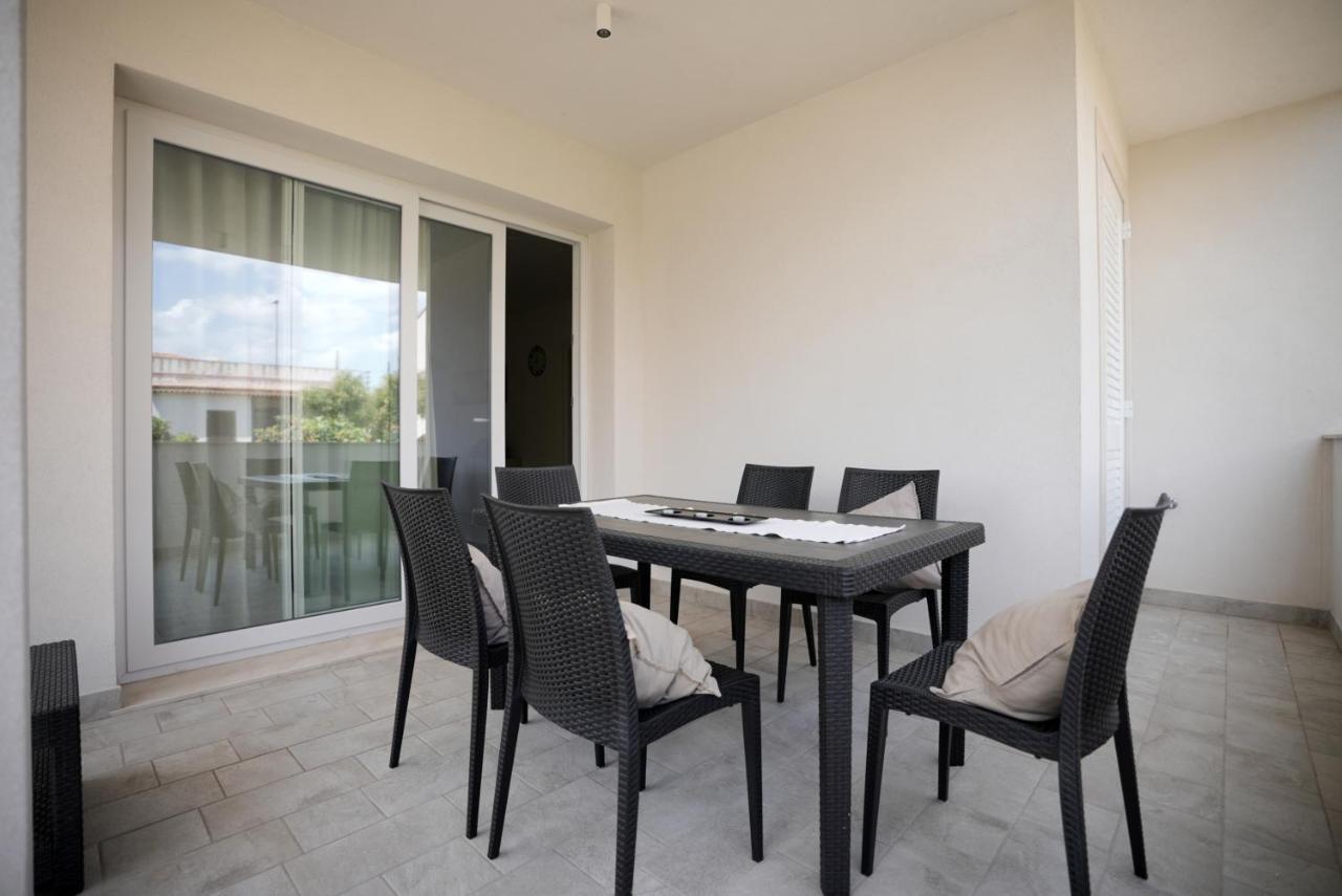 Keys Of Sicily - Marina Di Modica Apartment Luaran gambar